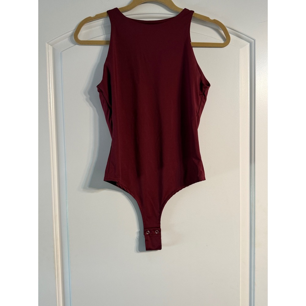 REORIA Bodysuit Womens Medium Burgundy High Neck Racerback Sleeveless Basic Chic